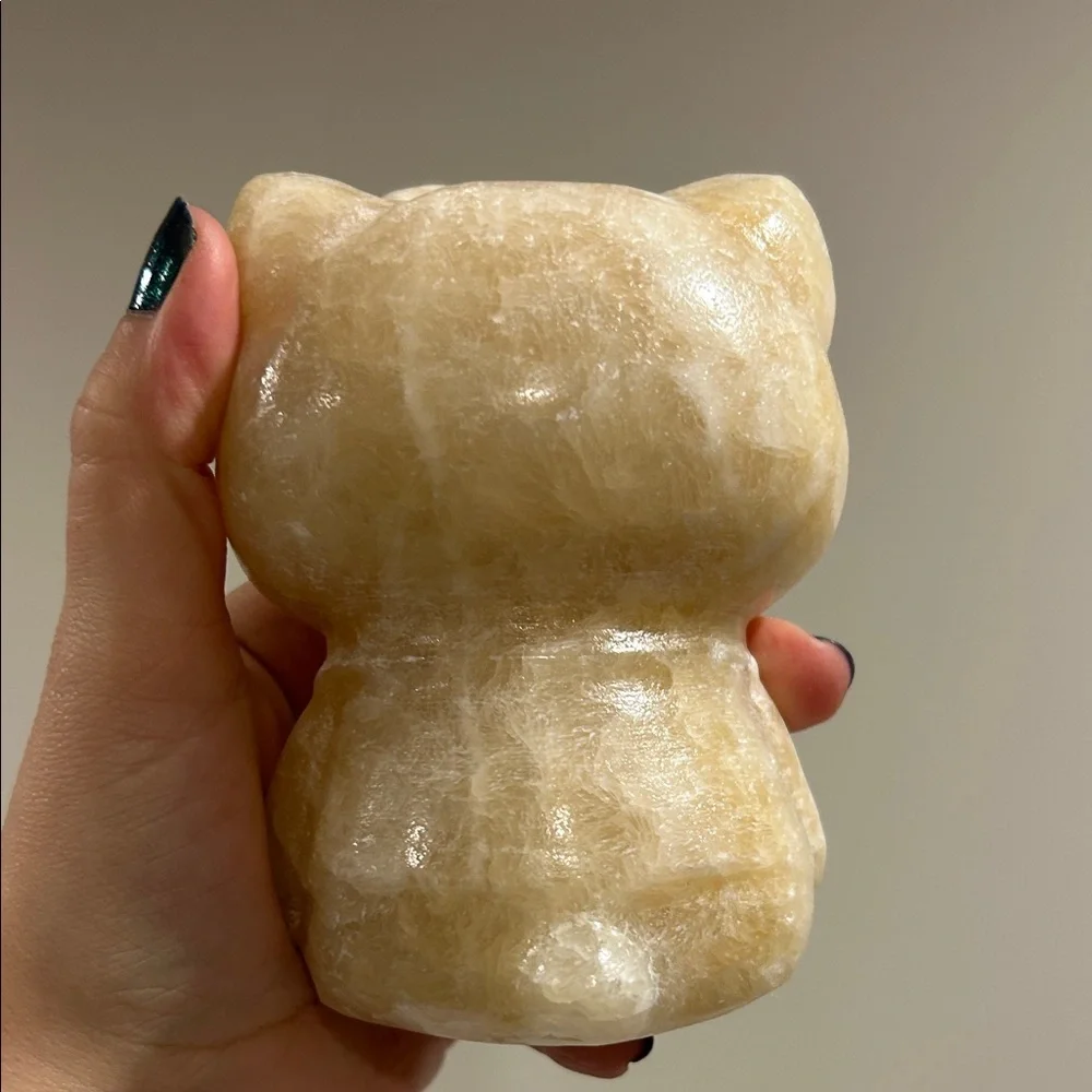 2.10 lb yellow calcite Hello Kitty Figurine - Picture 4 of 8